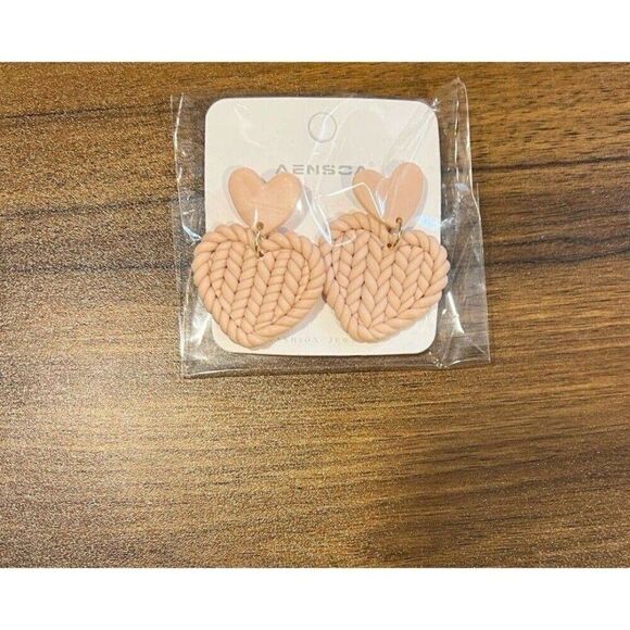 Pink Cute Girly Fun Geometric Boho Braided Heart Dangle Jewelry Earrings NEW - Picture 2 of 2